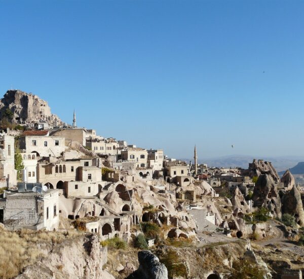Nevşehirde Unutulmaz Bir Tatil Doğa Tarih ve Lezzet Buluşuyor