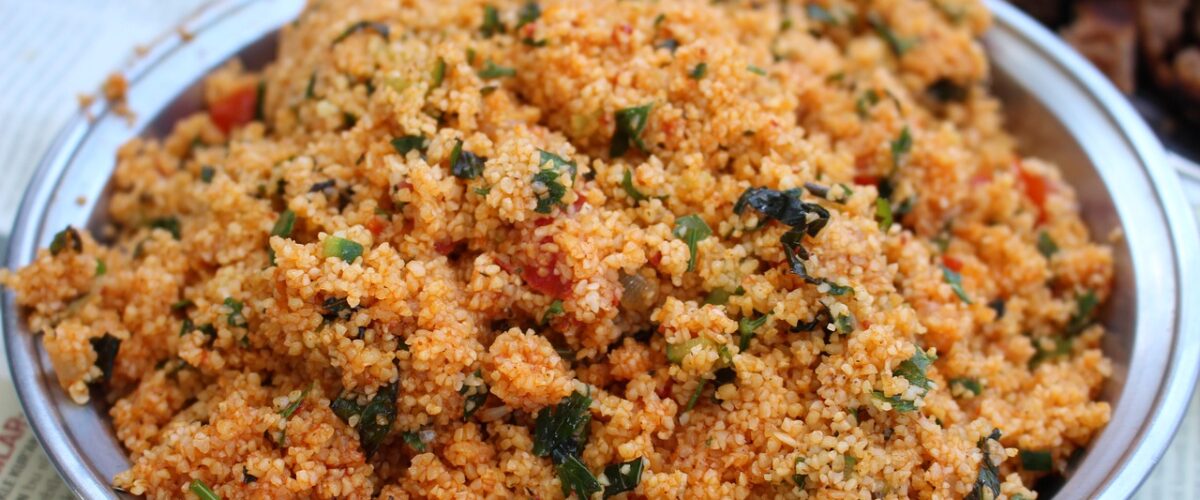 Yöresel Lezzetler Hamur Pidesinden Bal Arı Ürünlerine