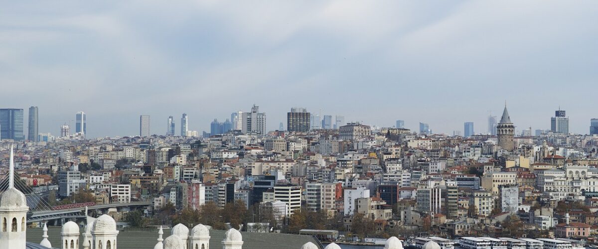 Meydan Camii Osmanlının İzlerini Taşıyan Tarihi Yapı